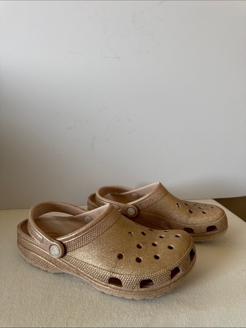 CROCS clogs